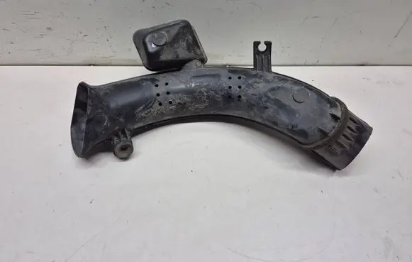 Dodge Grand Caravan Air intake duct part 511368 04861736