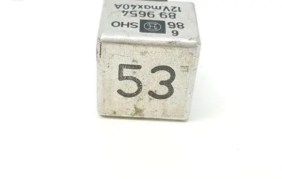 Volkswagen Jetta II Other relay 86899654