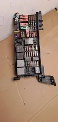 Mercedes-Benz ML W164 Fuse module A1645451740