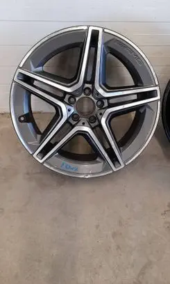 Renault Austral R20 alloy rim 