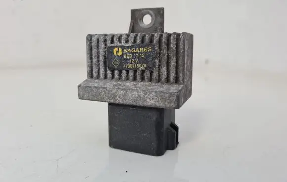 Renault Laguna II Glow plug pre-heat relay 7700115078