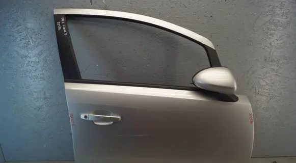 Opel Corsa D Front door