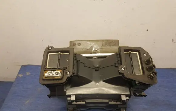 BMW 6 E63 E64 Interior heater climate box assembly 6979979-03