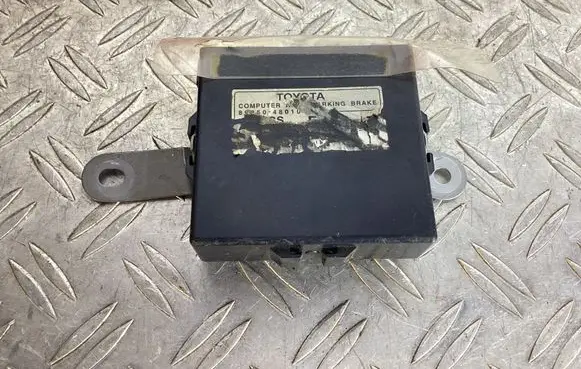 Lexus RX 450H Hand brake control module 8905048010