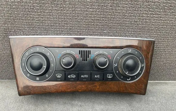 Mercedes-Benz CLK A209 C209 Climate control unit A2038304085 F011500039 314828
