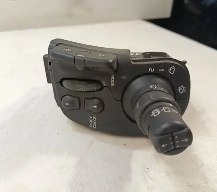 Renault Clio III Wiper control stalk 88103003 0127070812