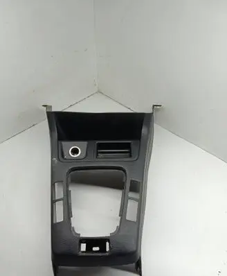 BMW 3 E36 Center console 8146335