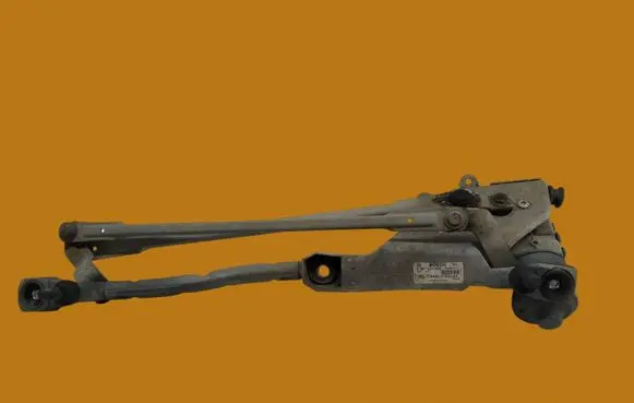 Ford Fiesta Front wiper linkage and motor 8A6117B571AB