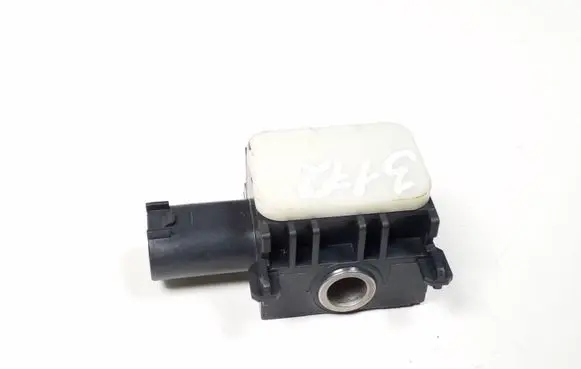 Mercedes-Benz ML W164 Airbag deployment crash/impact sensor A0038202826