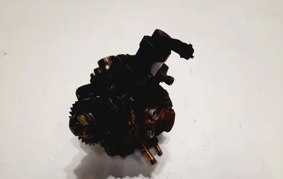 Fuel injection high pressure pump