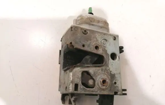 Audi A6 S6 C4 4A Front door lock 4A1837016D