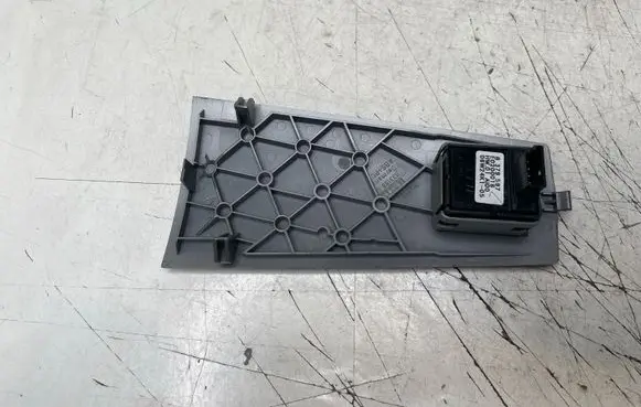 BMW 7 E65 E66 Electric window control switch 8379597 06W24K105
