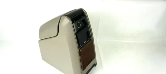 Volvo XC90 Glove box central console JASNY