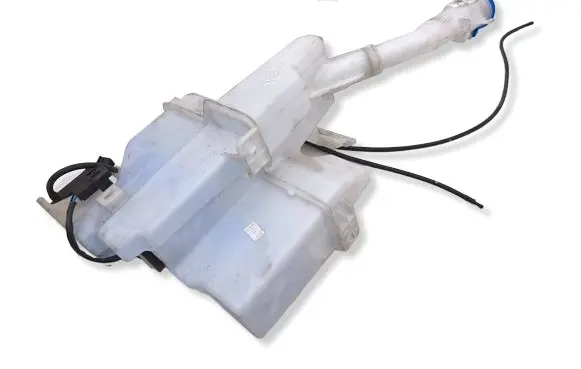 KIA Sportage Windshield washer fluid reservoir/tank 98610R2100