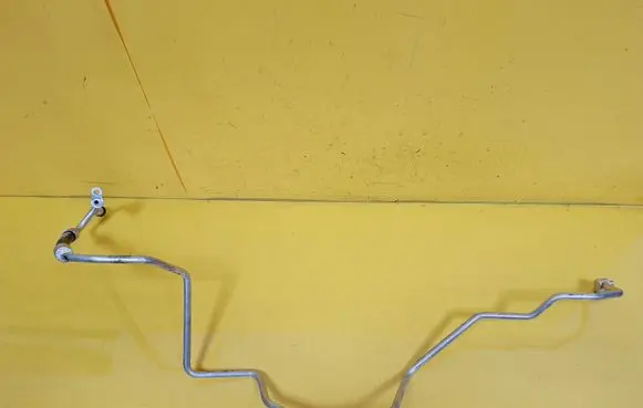 KIA Carens II Air conditioning (A/C) pipe/hose 