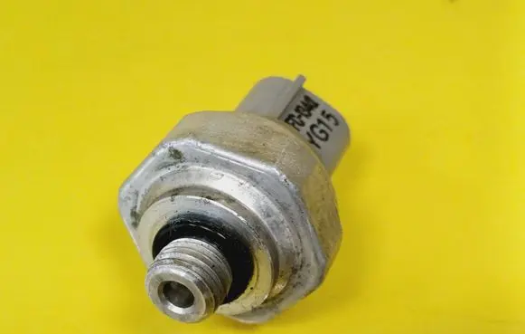 Honda Civic Air conditioning (A/C) pressure sensor 