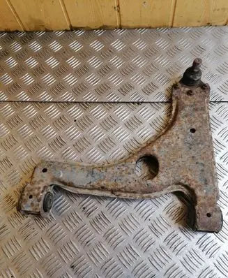 Opel Vectra B Front lower control arm/wishbone