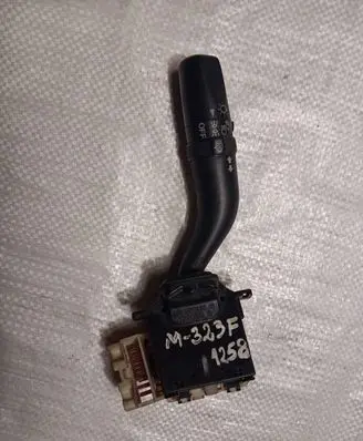 Mazda 323 F Indicator stalk 17A089B