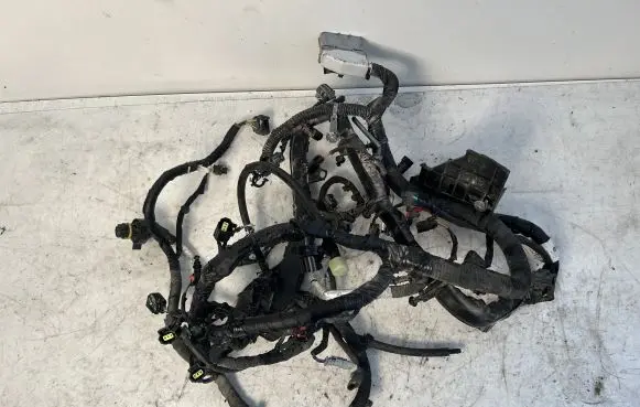 Opel Corsa E Engine installation wiring loom