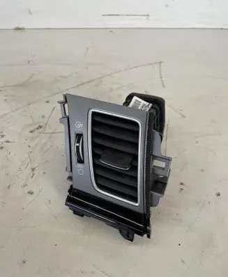 Dash center air vent grill
