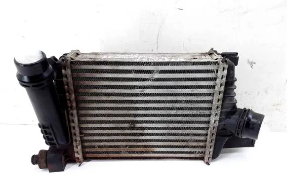 Renault Clio IV Intercooler radiator 144961381R
