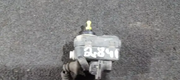 Headlight level adjustment motor