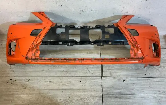 Lexus CT 200H Front bumper