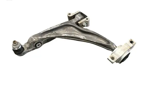 Volvo XC90 Front lower control arm/wishbone 32381881