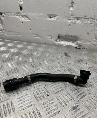 BMW X5 E70 Engine coolant pipe/hose