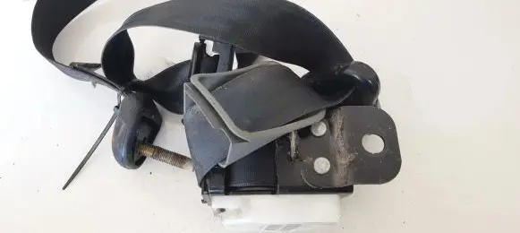 Dodge Magnum Front seatbelt p0tr441d5ae