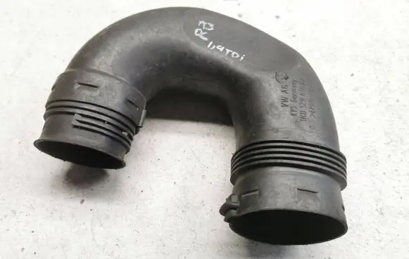 Audi A3 S3 8P Air intake hose/pipe 1K0129618BQ