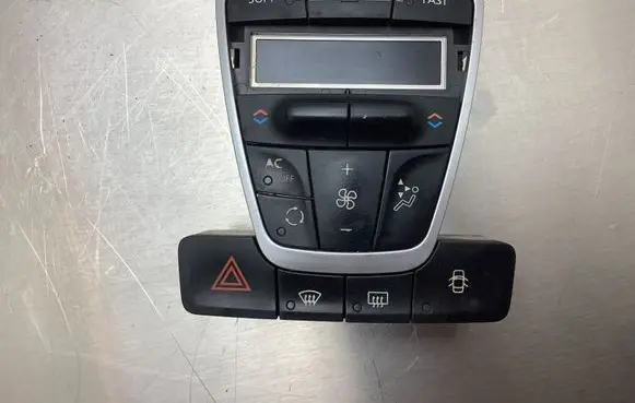 Renault Laguna III Climate control unit 275100002R 85V08214 A02000A8400001