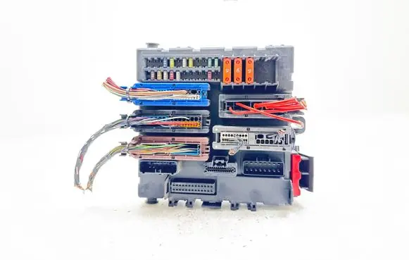Opel Signum Fuse module 13112914 114536 06CF15