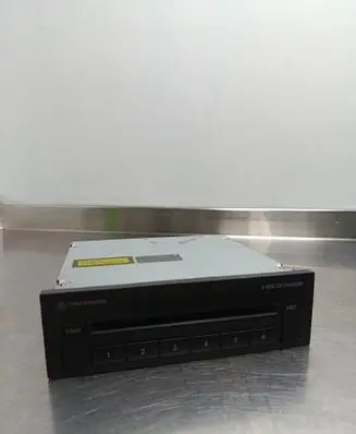 Volkswagen PASSAT B6 CD/DVD changer 1K0035110
