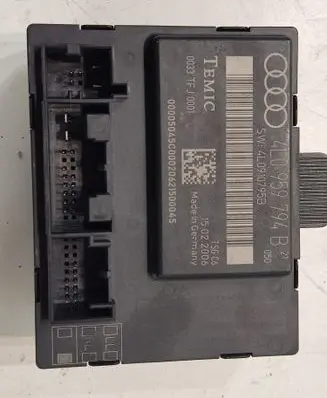 Audi Q7 4L Door control unit/module 4L0959794B SW0910795B 0033TFJ0001