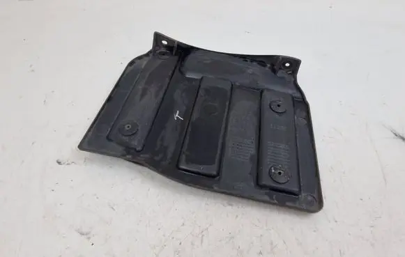 Hyundai i40 Engine splash shield/under tray 291303Z200