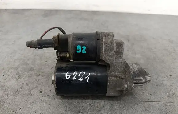 Opel Tigra B Starter motor 0001107405