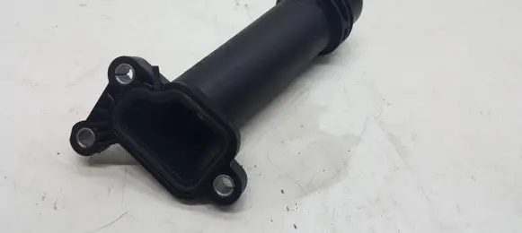 BMW 5 F10 F11 Engine coolant pipe/hose 10808611