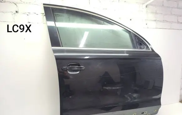 Audi Q7 4L Front door