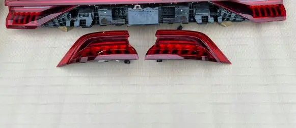 Audi Q8 Rear/tail lights set 4M8945069C 4M8945095Q