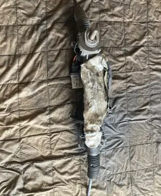 Volkswagen Golf V Steering rack 1K2423051AN 1K2909144H