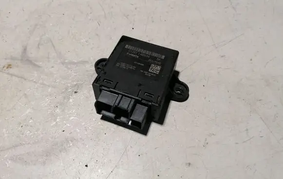 Ford Fusion II Door control unit/module DG9T14B534BA