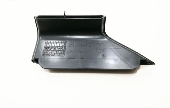 Volkswagen Touareg I Cabin air duct channel 7L0819624C