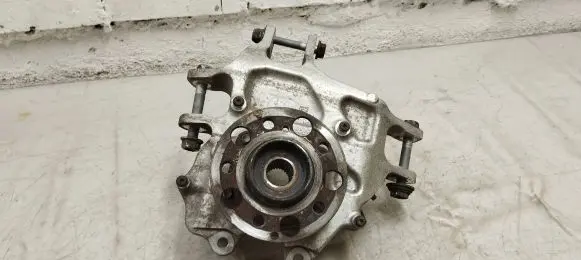 Mercedes-Benz AMG GT R190 C190 Rear wheel hub 1902200 1902500