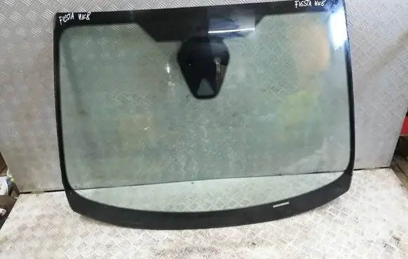 Ford Fiesta Front windscreen/windshield window 
