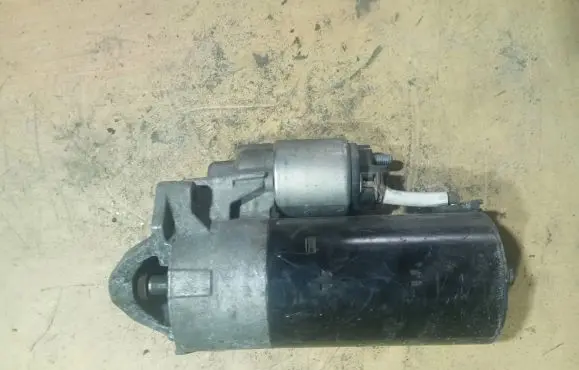 Volvo XC60 Starter motor 30782228