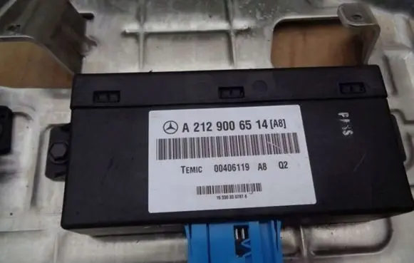 Mercedes-Benz E W212 Suspension control unit/module A2129006514