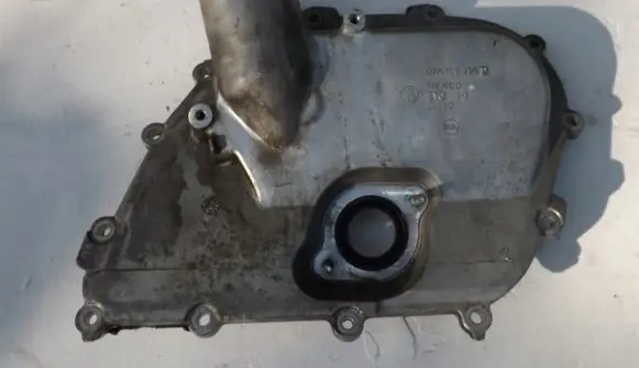 Volkswagen Jetta V Timing chain cover 07K109286D