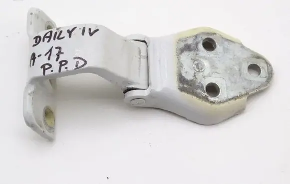 Iveco Daily 4th gen Front door lower hinge 56087