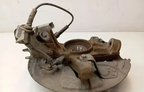 Peugeot 5008 II Front wheel hub 9830991380